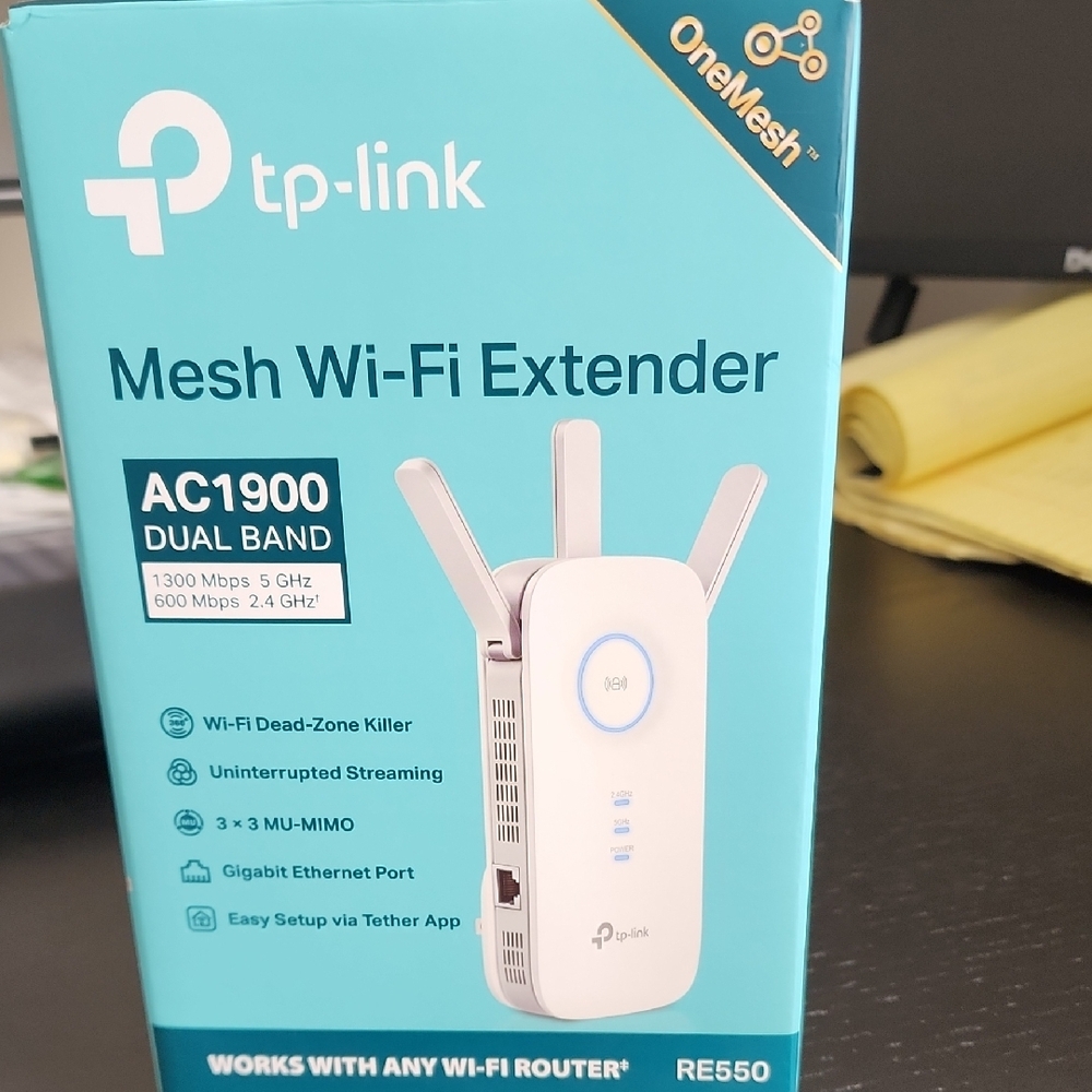 New TP-Link White Wireless Access Point AC1900. In the original box